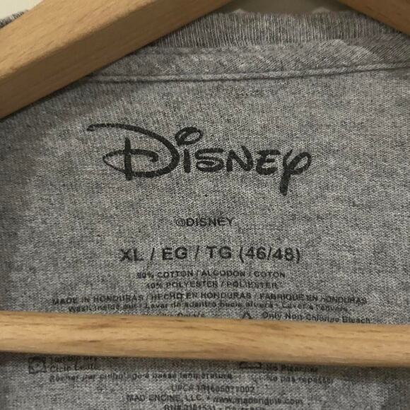 Hakuna Matata Lion King Tee Shirt - Picture 4 of 4